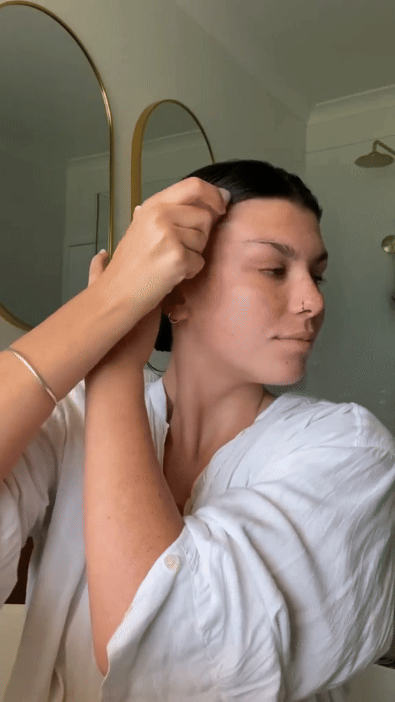 Face-Flow-Graston-Kullanım-3-şakak-kırışıklık-giderme